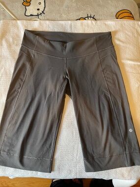 Lululemon Clam Digger II